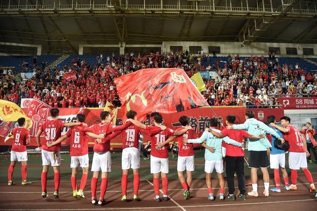 罗马诺：利物浦与曼城有意塞门约；埃斯特旺未来可能踢10号位