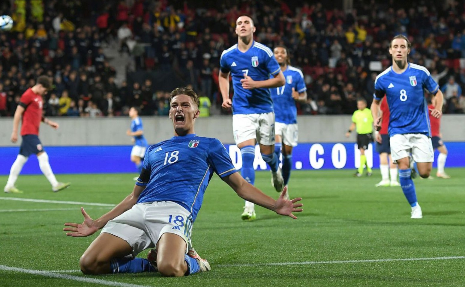 孔蒂：上赛季我们的夺冠出乎意料，这赛季的目标是全力卫冕