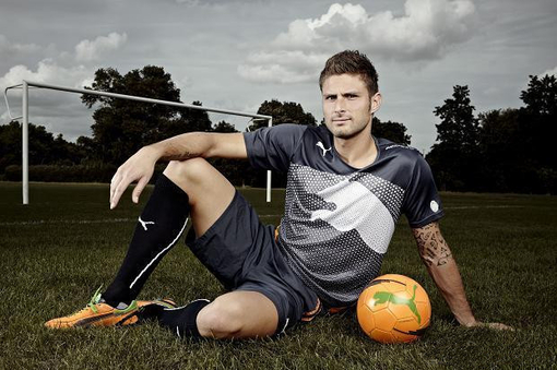 国米vs博洛尼亚首发：劳塔罗替补，小图拉姆、恩里克出战（国米对阵博洛尼亚首发出炉：劳塔罗替补，小图拉姆、恩里克首发）