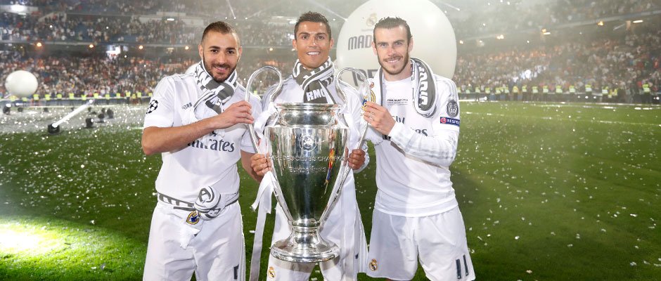 足球英超球迷怒喷转播商调整赛程（英超球迷怒批转播商调整赛程）