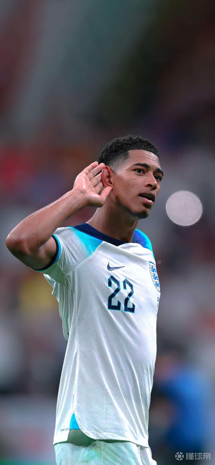 姆巴佩皇马前30场打进18球 C罗同期狂轰27球（姆巴佩皇马首30战进18球，C罗同期轰入27球）