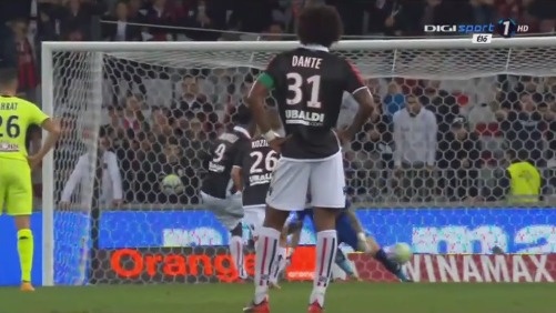 西甲半场：瑟洛特双响，维纳斯造险，马竞2-0奥维耶多