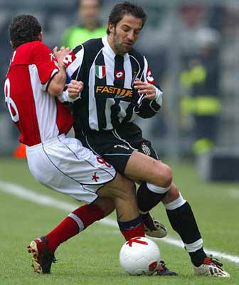 歌手赵传将在辽宁铁人收官战献唱，邀球迷共同见证巅峰时刻