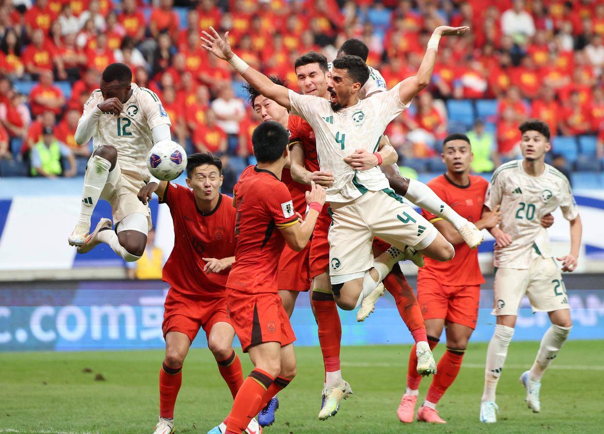 西媒：巴萨主席拉波尔塔涉嫌诈骗，巴塞罗那法院下令展开调查（西媒称巴萨主席拉波尔塔涉嫌诈骗，巴塞罗那法院启动调查）