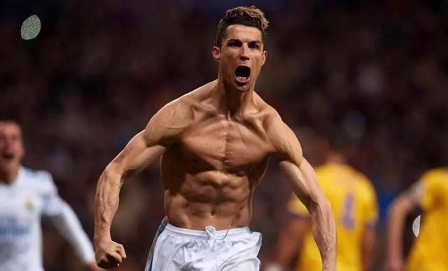 西媒：阿隆索要求皇马全队赛前在毕尔巴鄂过夜，引发球员不满（西媒称阿隆索要求皇马赛前全队在毕尔巴鄂留宿，惹球员不满）