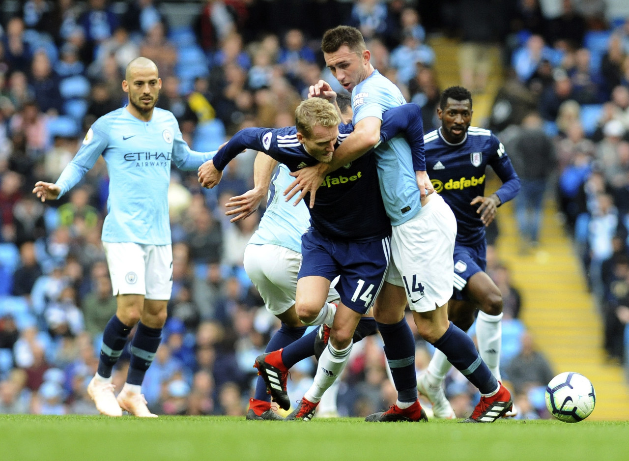 英媒：一名苏格兰球员膝盖受伤等待救护车近10小时，政府道歉