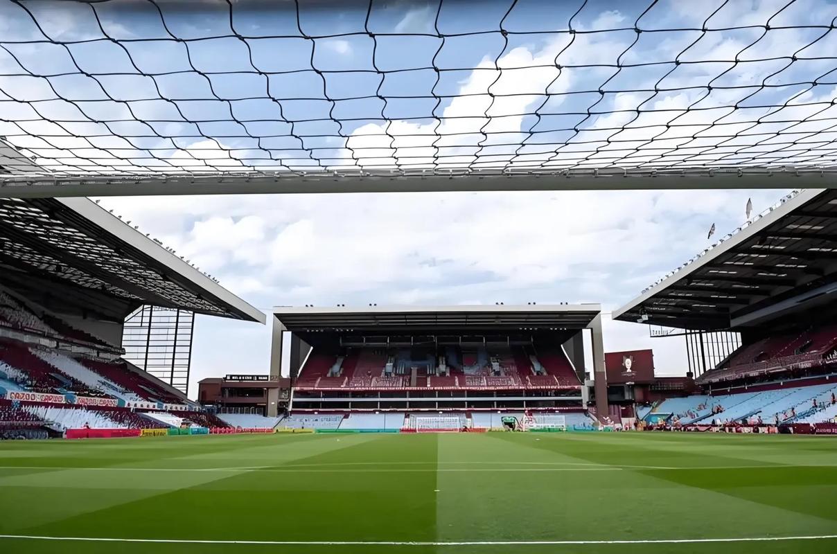 法比奥：我不知道领导有什么计划，但我知道他的计划是完美的（法比奥：我不知领导的具体计划，但我坚信他的安排无懈可击）