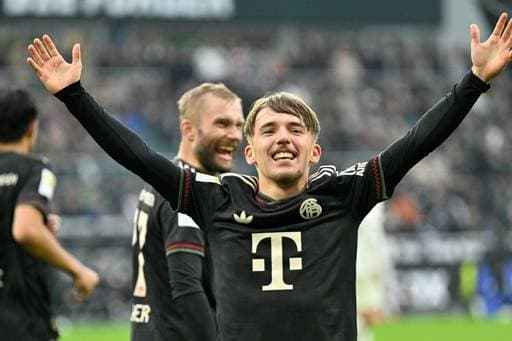 愿无大碍！英冠查尔顿vs朴茨茅斯因看台球迷昏迷不醒腰斩