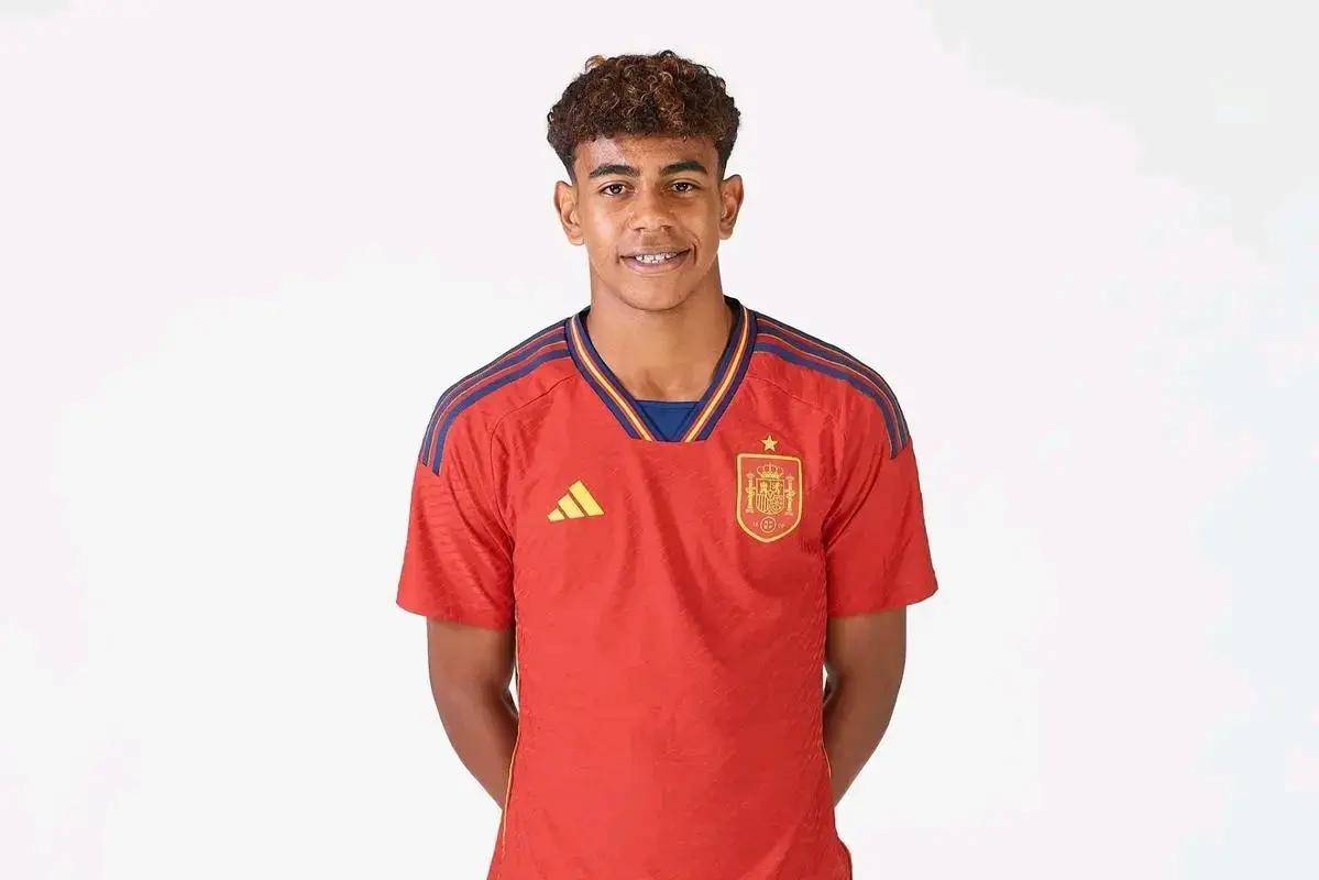 罗德里戈：皇马目前更衣室氛围？非常好，一如既往地好